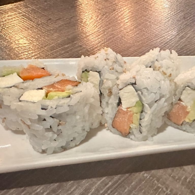 Delicious Philadelphia Roll