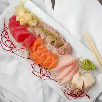 Sashimi Deluxe.
